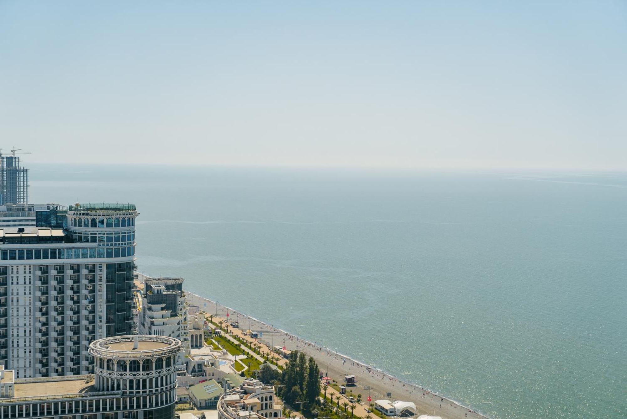 Habiby Orbi City Batoemi Buitenkant foto